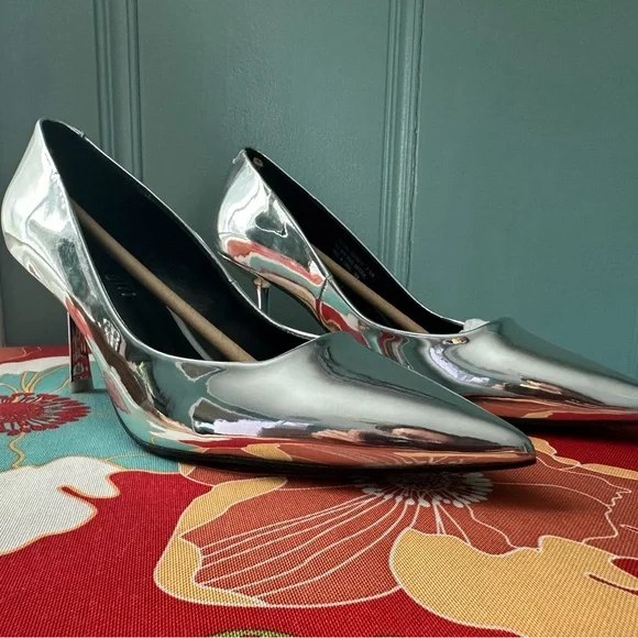 NWT Madden Girl Metallic Silver Heels - Picture 2 of 5